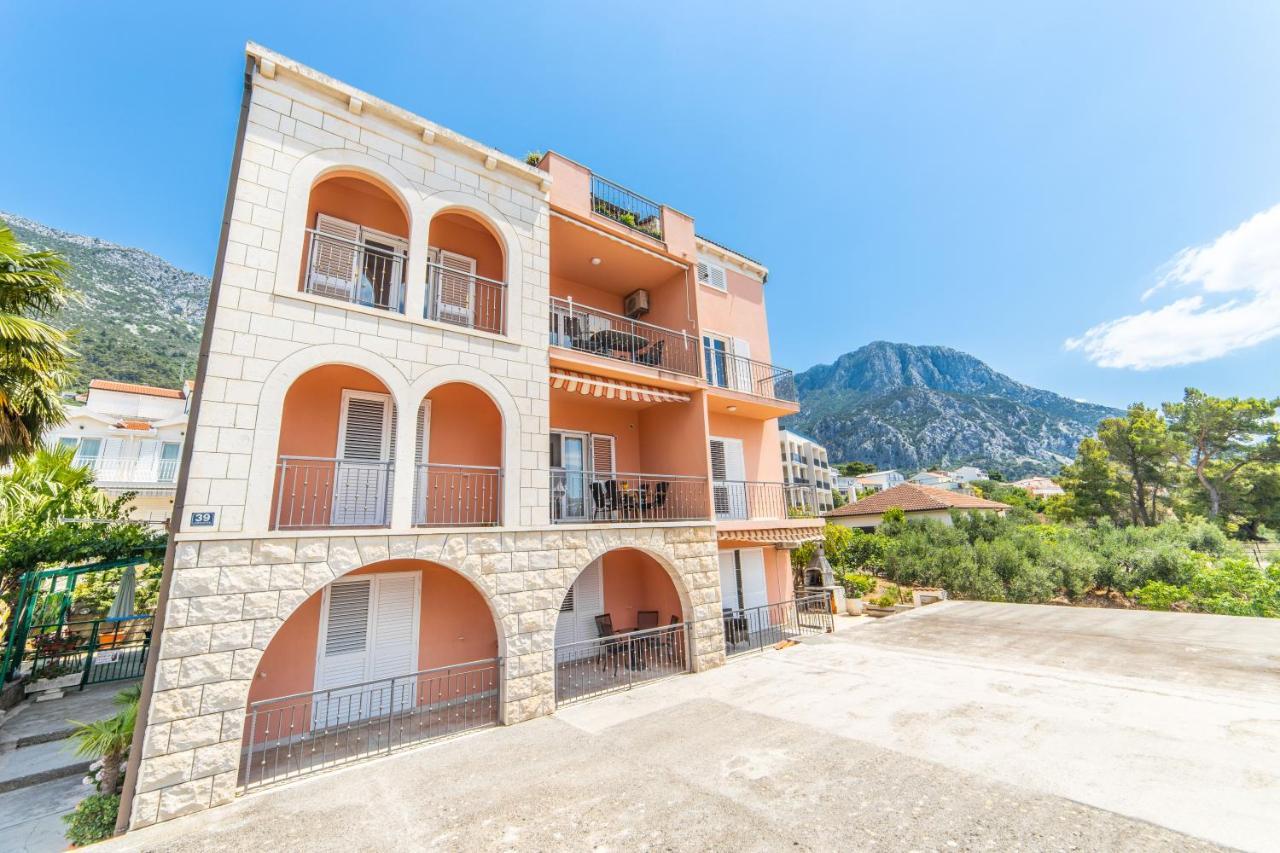 Apartmani Lile Gradac  Exteriör bild