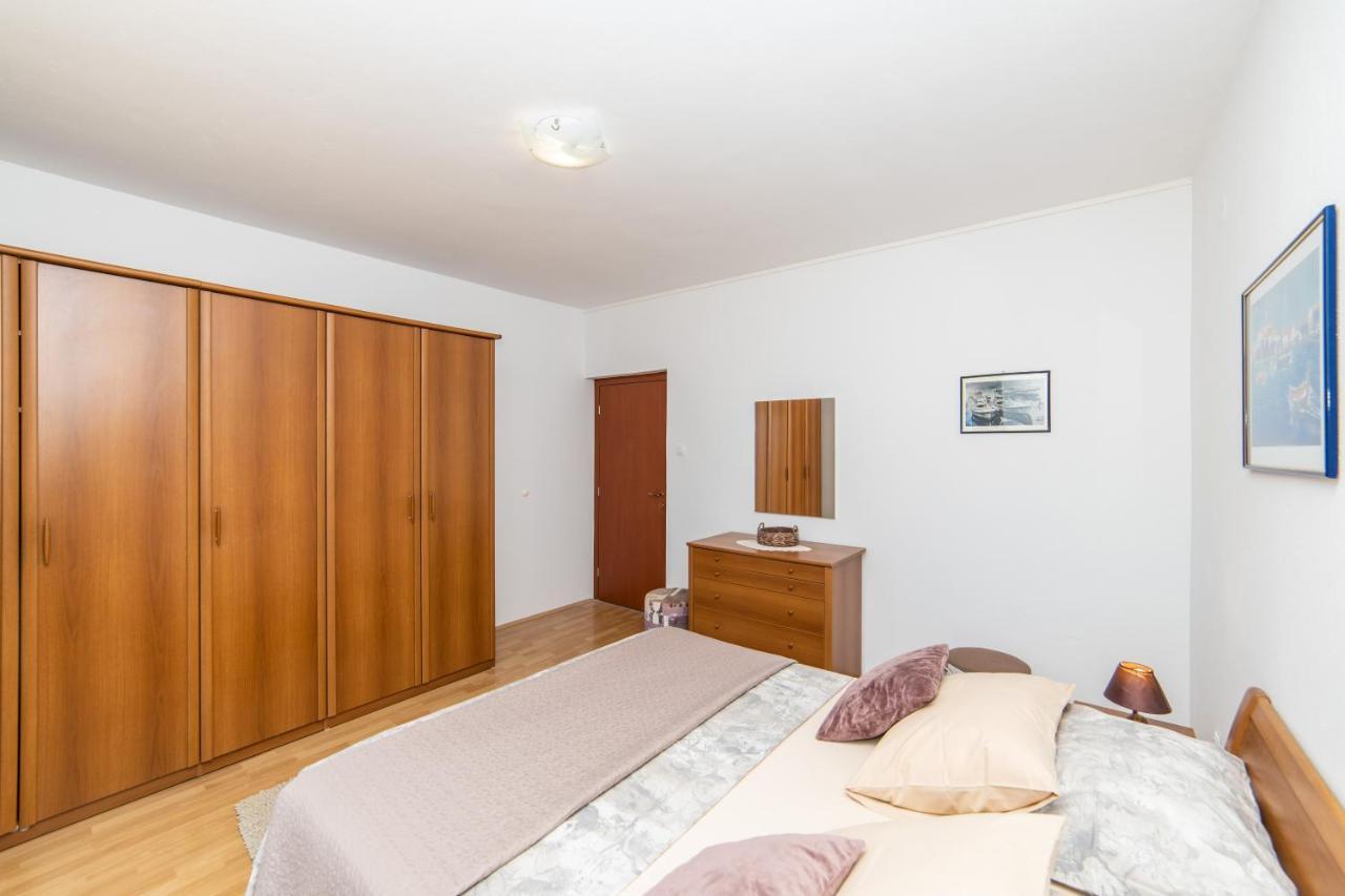 Apartmani Lile Gradac  Exteriör bild