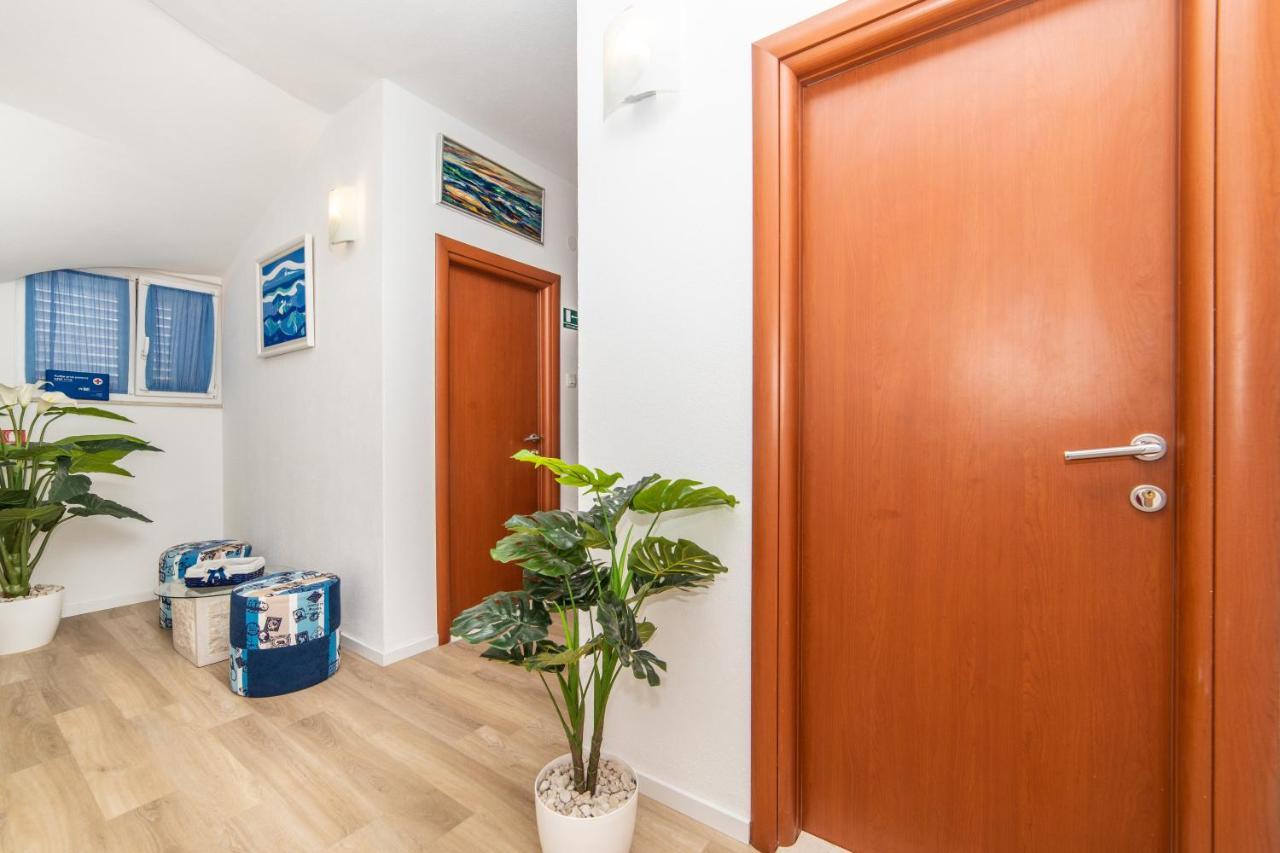 Apartmani Lile Gradac  Exteriör bild