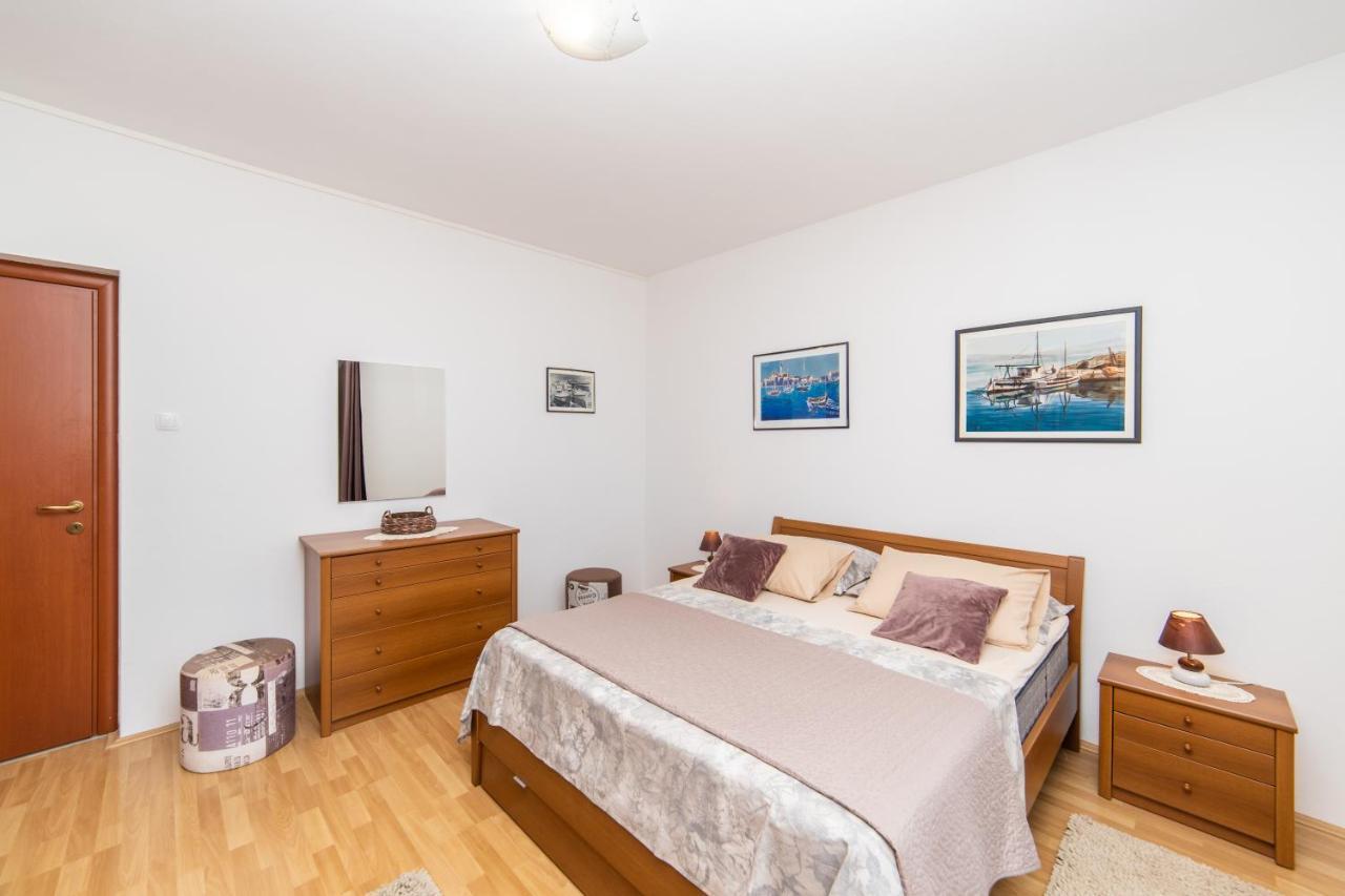 Apartmani Lile Gradac  Exteriör bild