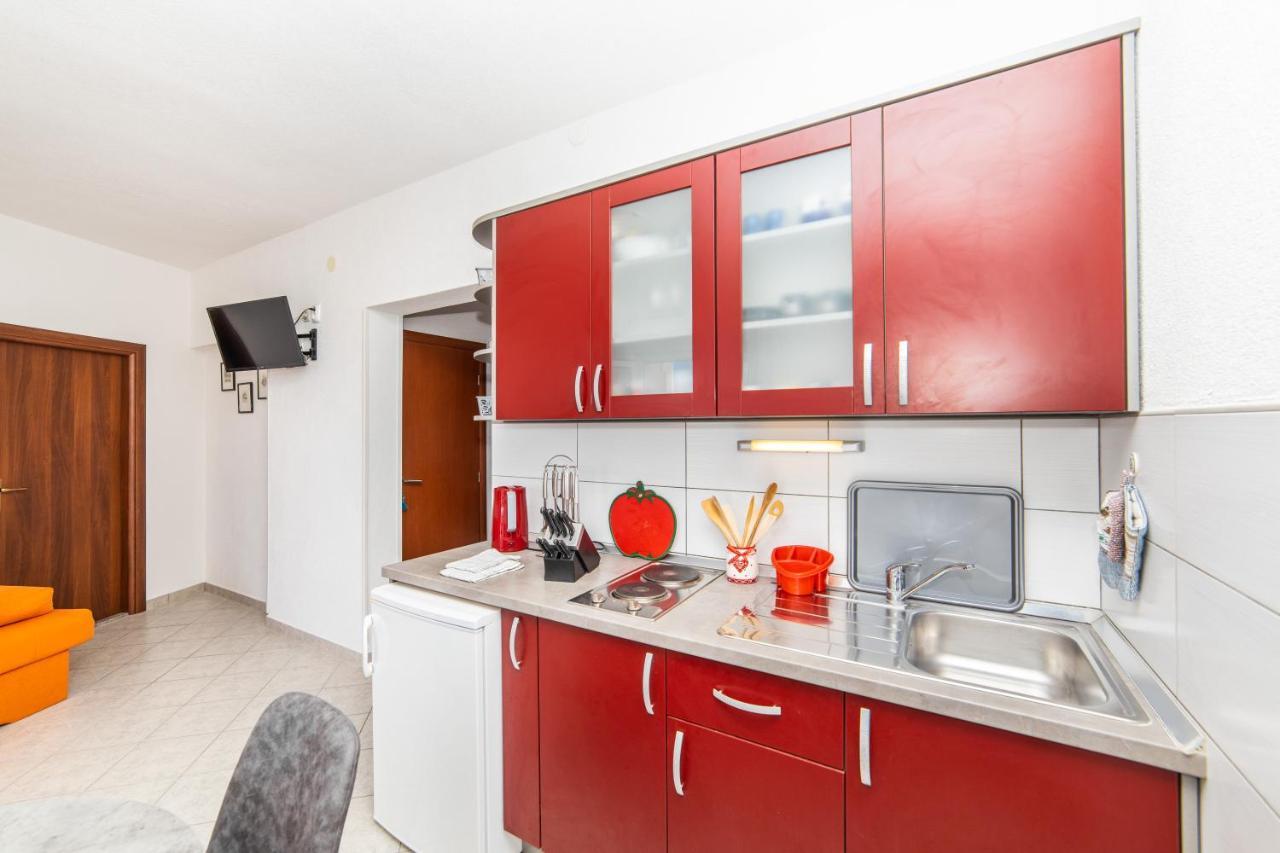 Apartmani Lile Gradac  Exteriör bild